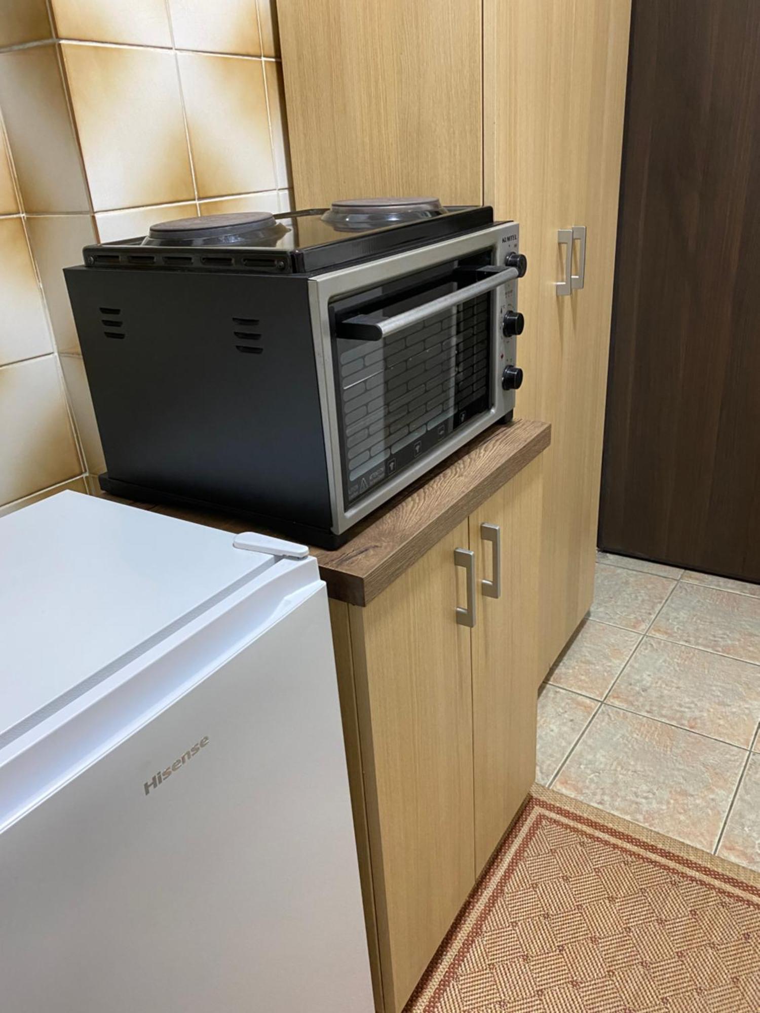 Center Studio Apartment Podgorica Bagian luar foto